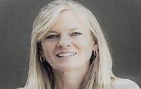 Kirsten Larrain, Directory of Sales &amp; Marketing