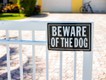 Warnung vor dem Hund